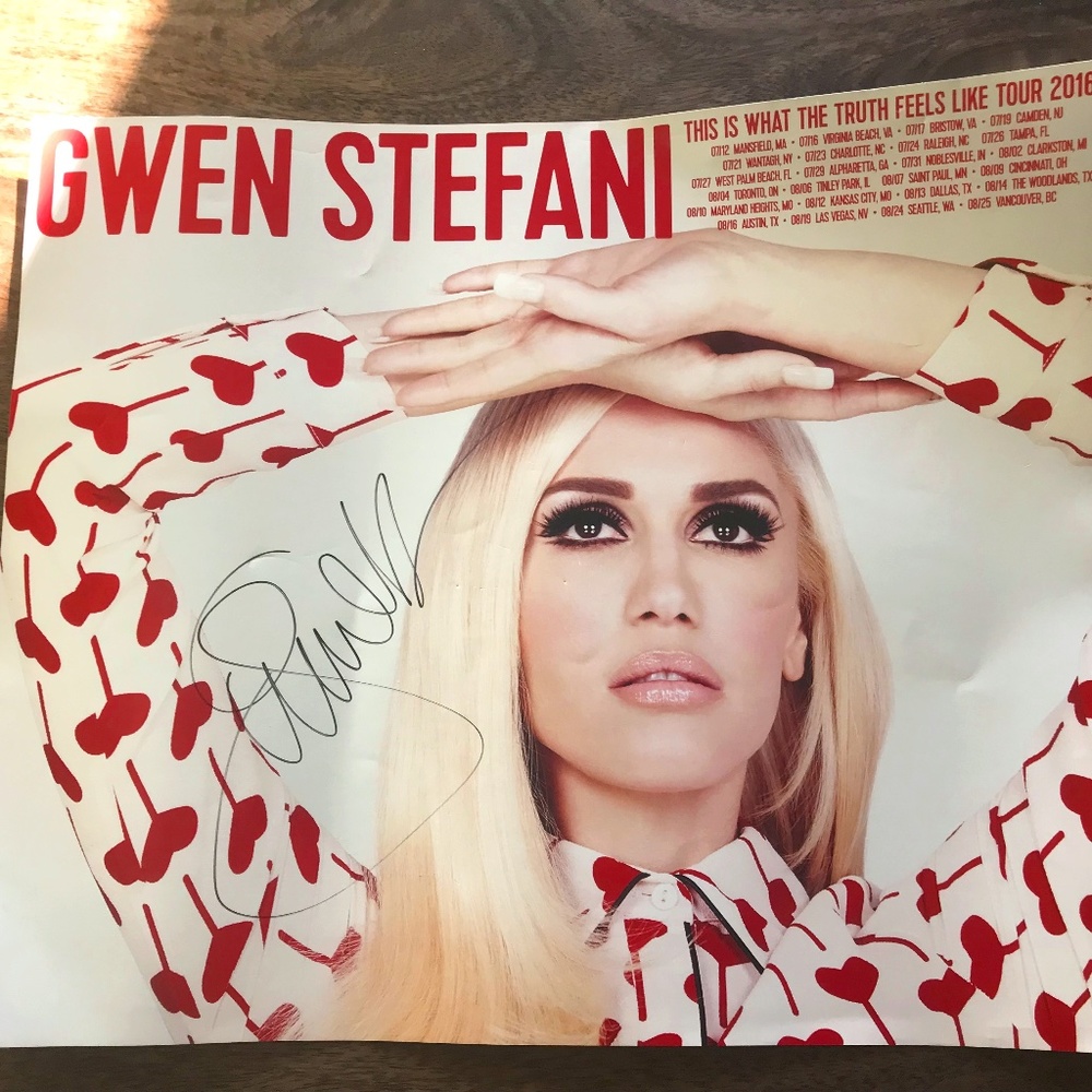 GWEN STEFANI AUTOGRAPHED TOUR POSTER